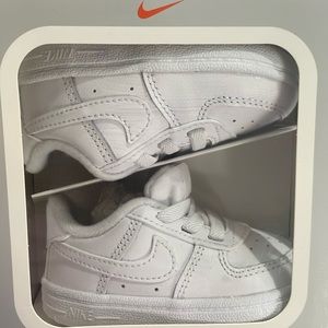Nike Force 1 Crib Shoe